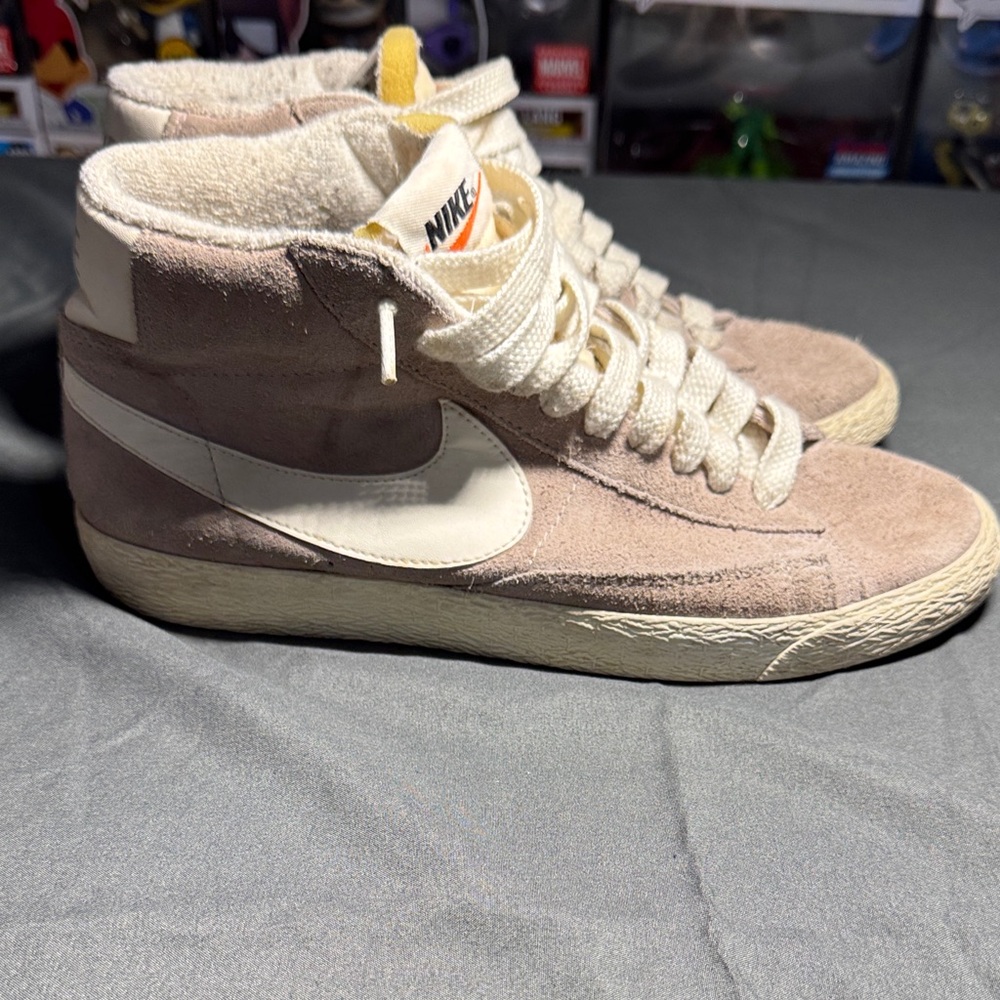 Nike Women's Suede Sneakers - Beige and Off-White - Picture 6 of 7